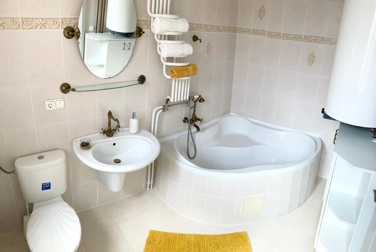 Aqua Azur Apartman Hajdúszoboszló المظهر الخارجي الصورة
