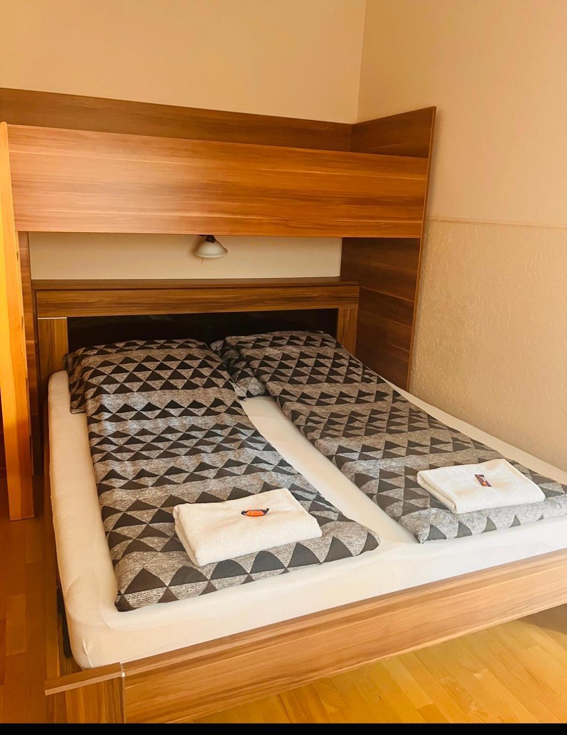 Aqua Azur Apartman Hajdúszoboszló المظهر الخارجي الصورة