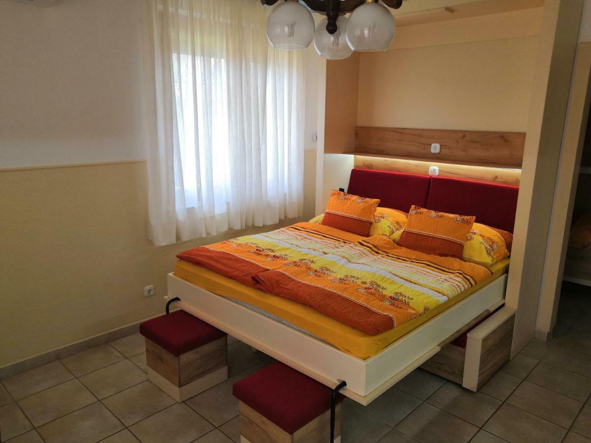 Aqua Azur Apartman Hajdúszoboszló المظهر الخارجي الصورة
