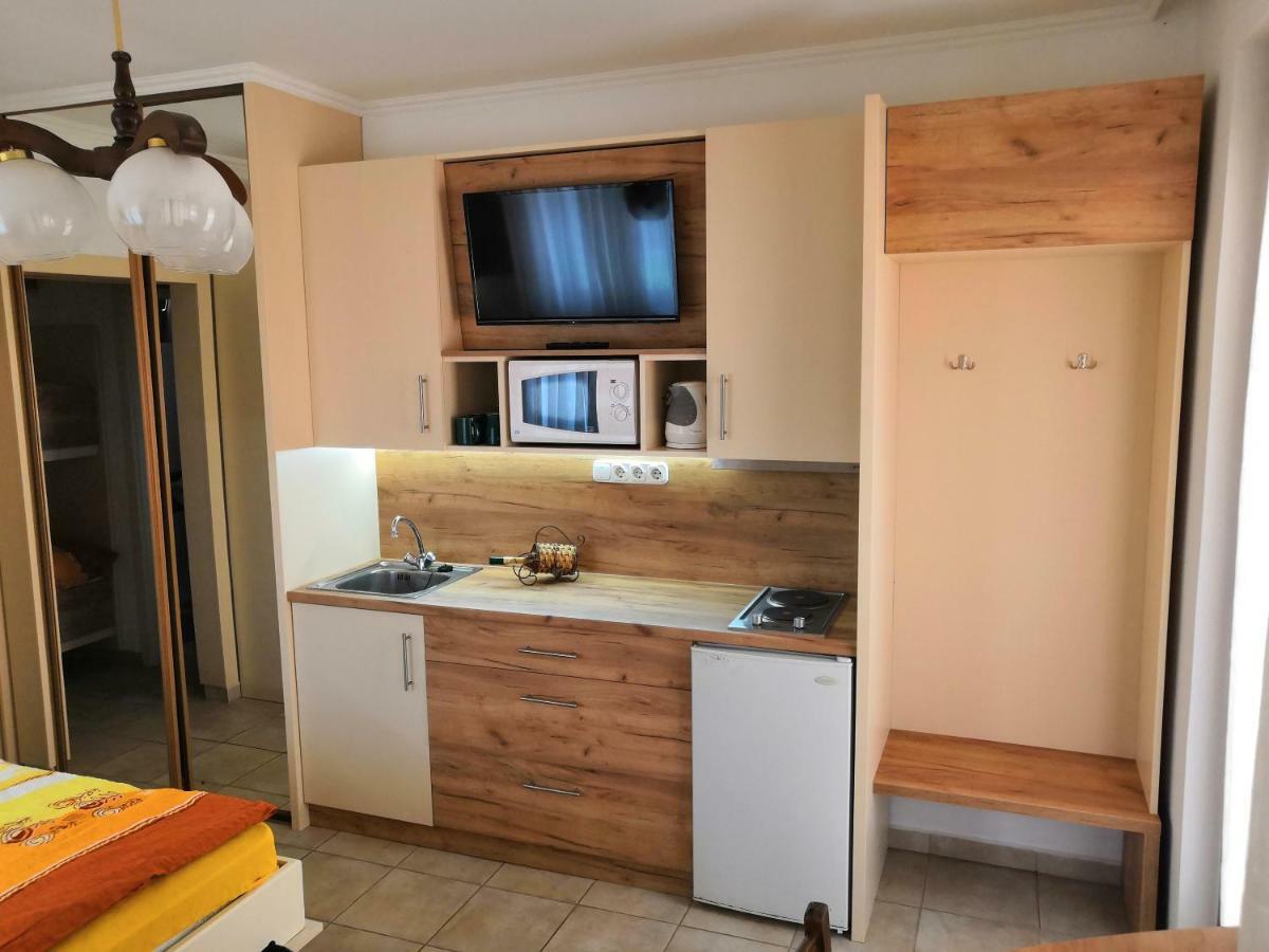 Aqua Azur Apartman Hajdúszoboszló المظهر الخارجي الصورة